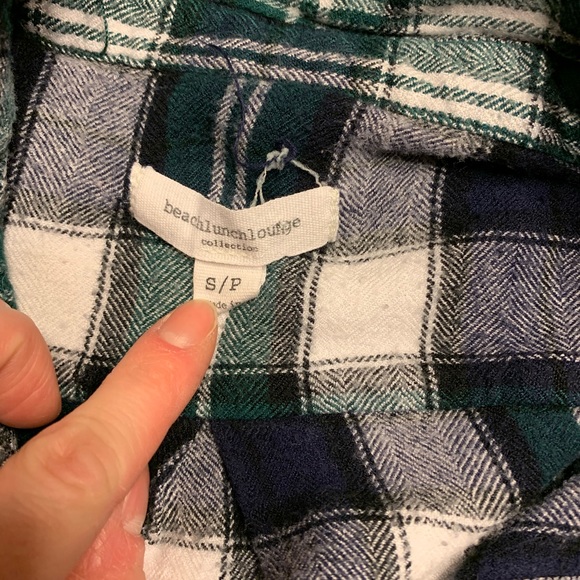 Long sleeve soft flannel size S - Picture 2 of 2